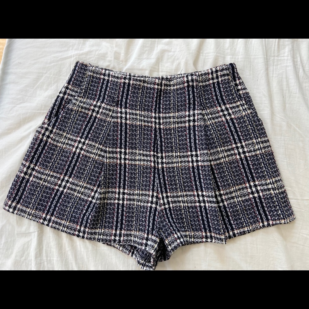 Windsor Plaid Boucle Shorts
